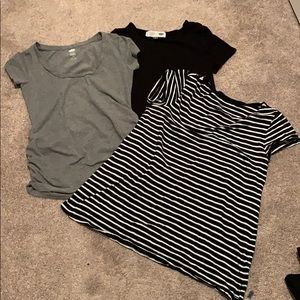 Maternity 2 sm Old Navy tees & 1 xs nursing top